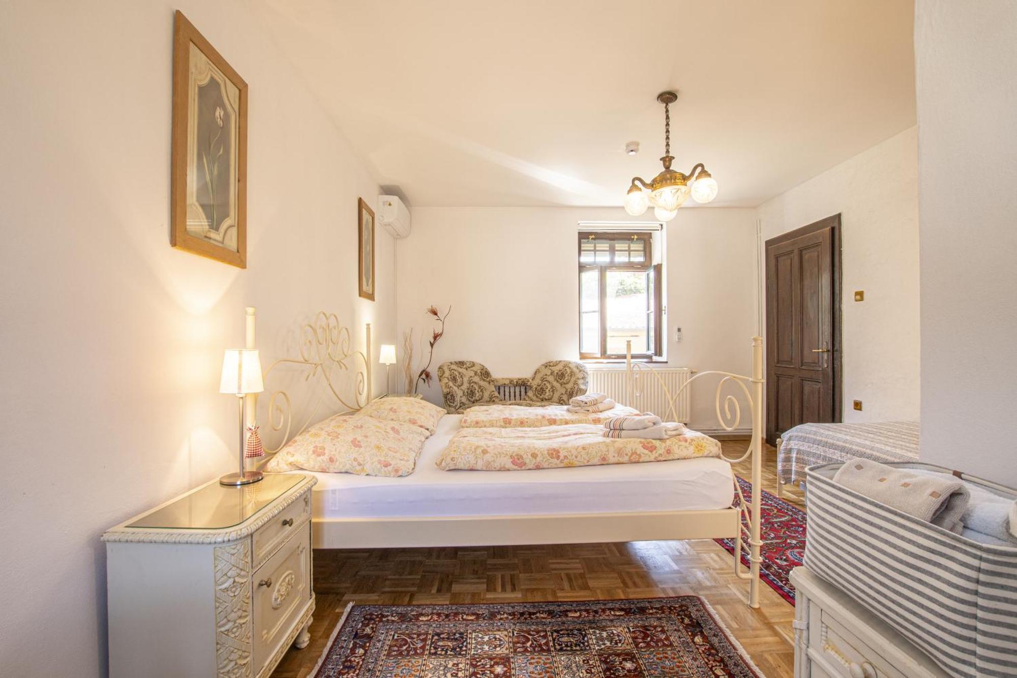 Lichtenstejnske Domky Lednice Quarto foto