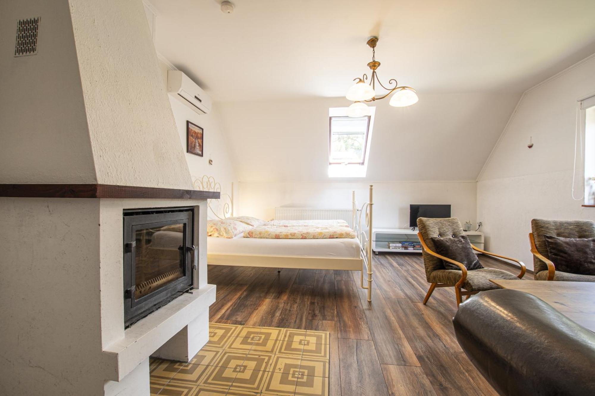 Lichtenstejnske Domky Lednice Quarto foto
