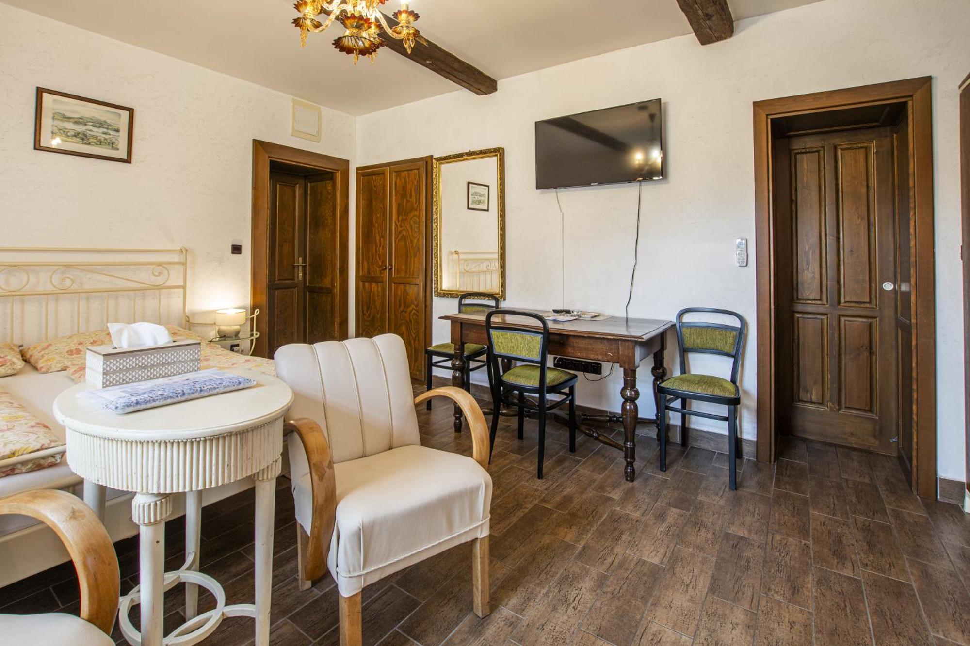 Lichtenstejnske Domky Lednice Quarto foto